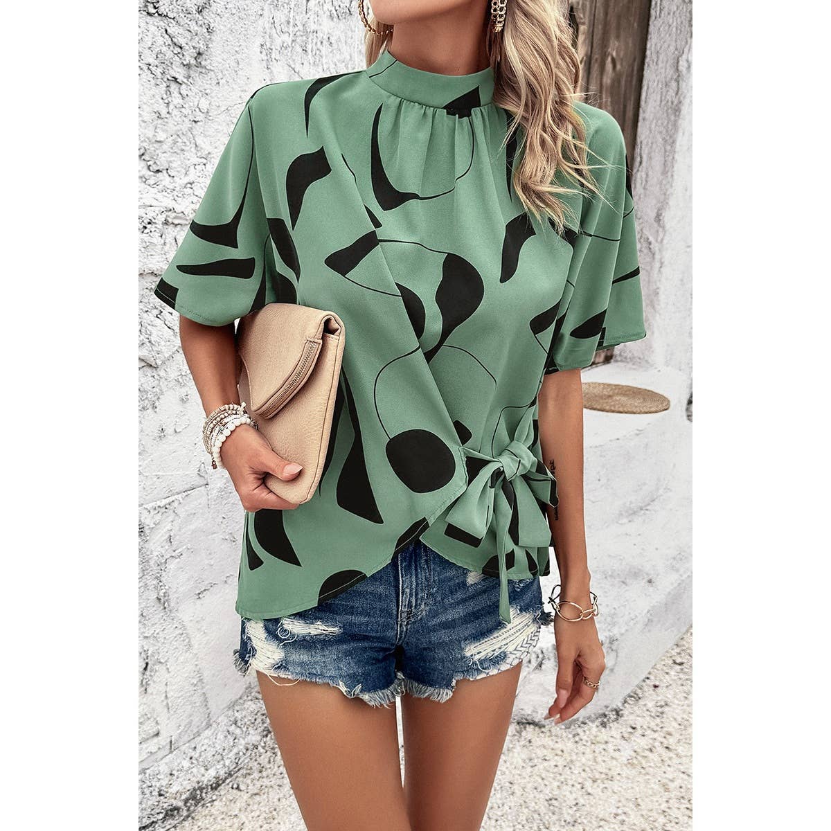 Allover Print Side Knot Short Sleeves Fit Blouse - MVTFASHION.COM