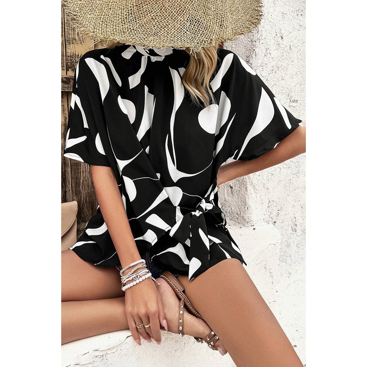 Allover Print Side Knot Short Sleeves Fit Blouse - MVTFASHION.COM