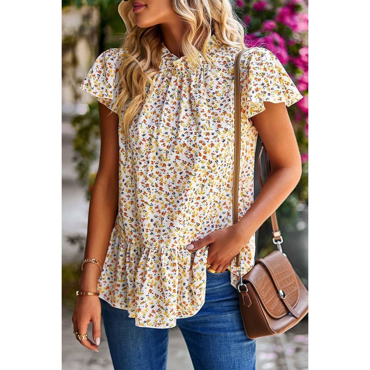 Ditsy Floral Flutter Sleeve Keyhole Top - MVTFASHION.COM