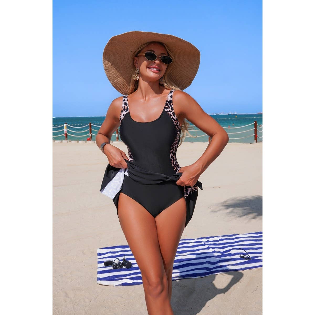 One piece Patchwork Tie up Stretch Swimsuit - MVTFASHION.COM