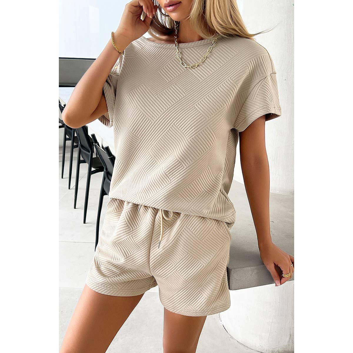 Pleased Round Neck Wide Sleeves Solid Shorts Set - MVTFASHION.COM