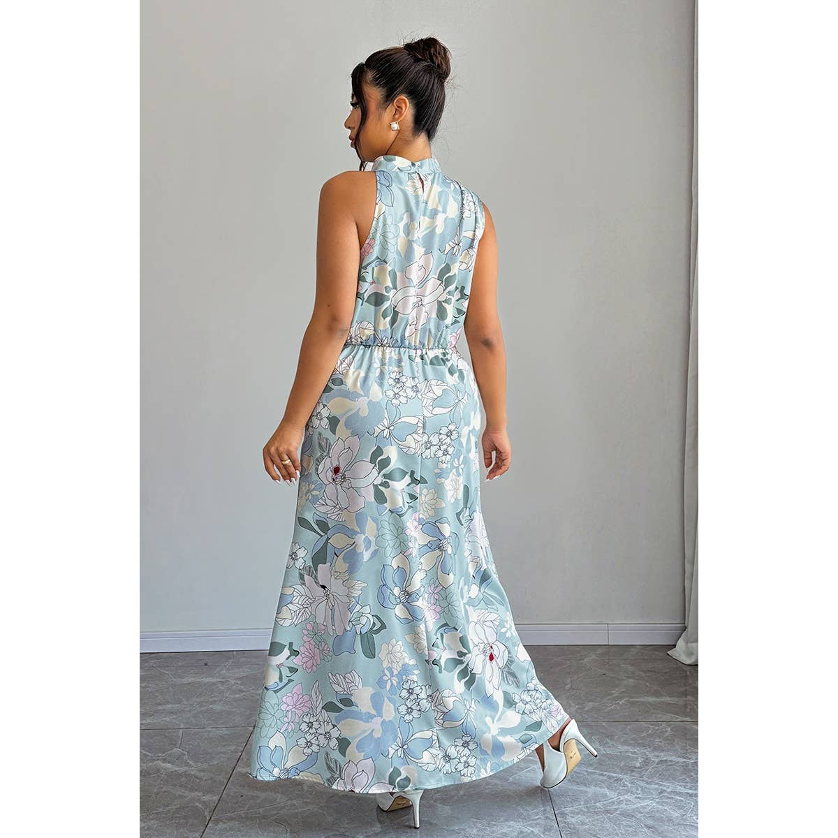 Plus Allover Print Sleeveless Collar Long Dress - MVTFASHION.COM