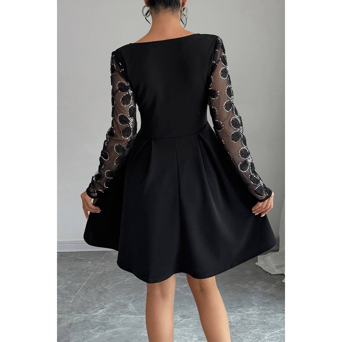 Plus Size Elegant Lace Panels Sequins Dress - MVTFASHION.COM