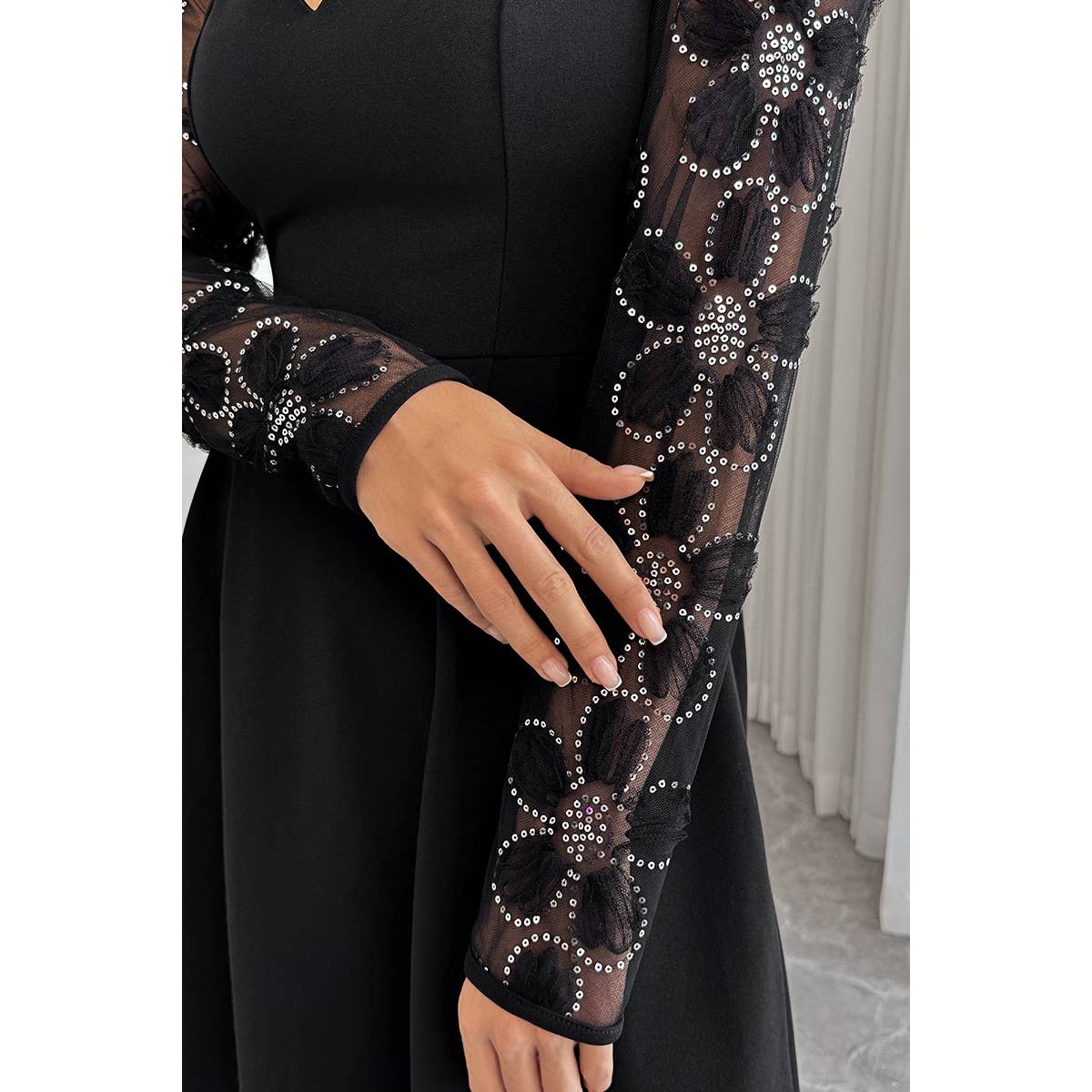 Plus Size Elegant Lace Panels Sequins Dress - MVTFASHION.COM