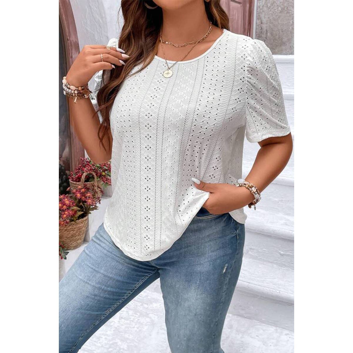 Plus Size Solid Hollow Out Puff Sleeves Shirt - MVTFASHION.COM