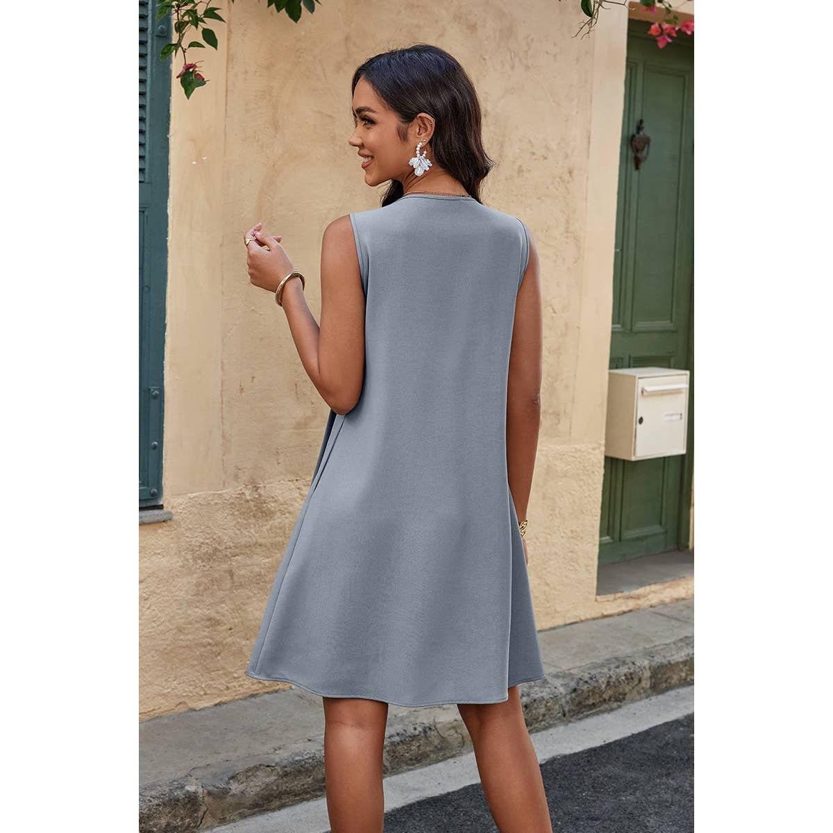 Round Neck Knot Cut Out Pleated Loose Fit Dress - MVTFASHION.COM