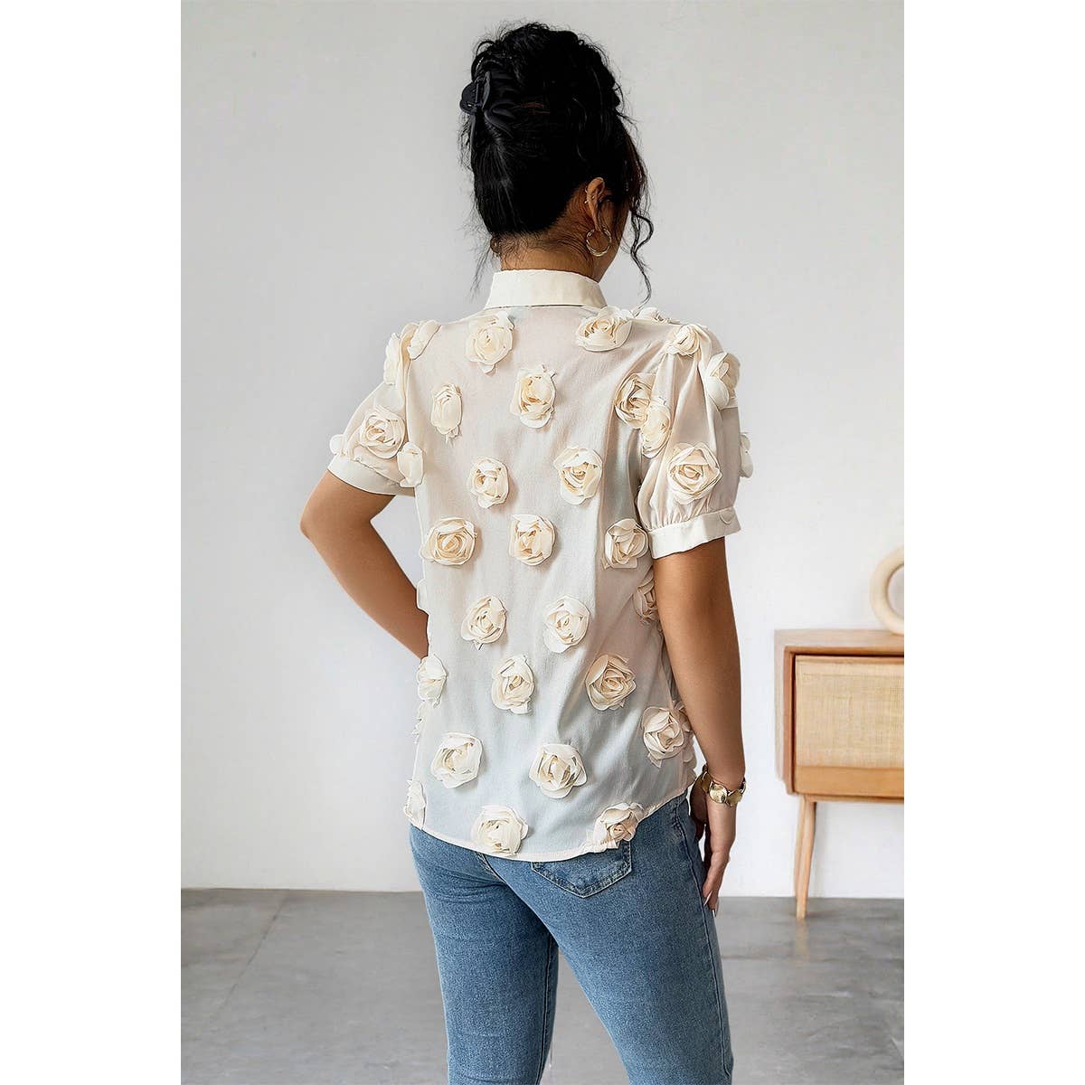 Solid Collared Rose Appliques Short Sleeve Shirt - MVTFASHION.COM