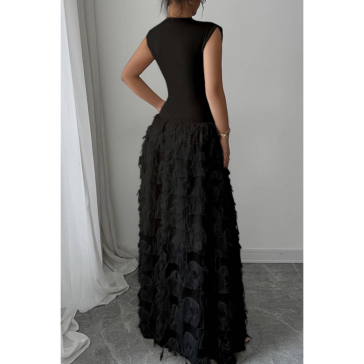 Solid V Neck Ruched Texture Splice Sleeveless Dress - MVTFASHION.COM