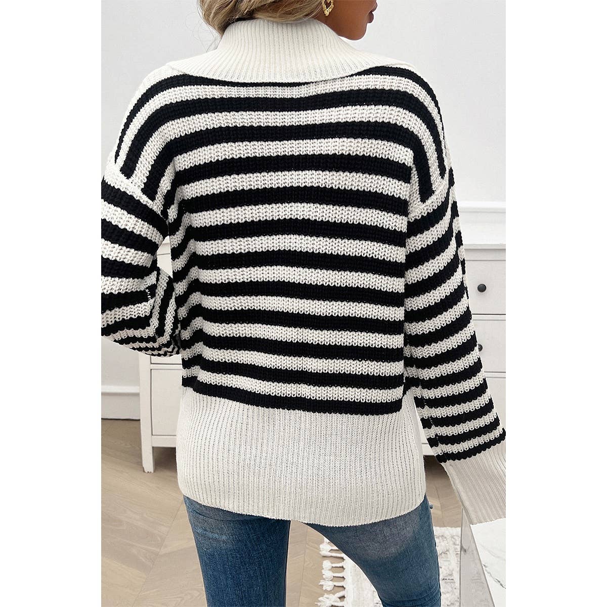 Striped Knit Pattern Loose Raglan Sleeve Sweater - MVTFASHION.COM