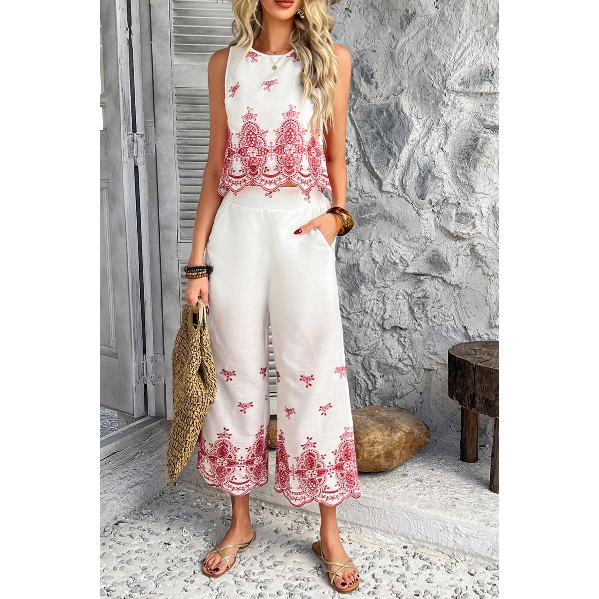 Twp Pieces Tile Inspired Embroidery Sleeveless Sets - MVTFASHION.COM